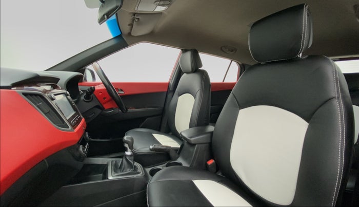2015 Hyundai Creta 1.6 SX PLUS DIESEL, Diesel, Manual, 68,211 km, Right Side Front Door Cabin