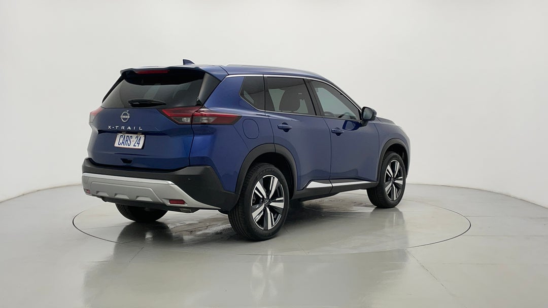 Right Back Diagonal (45- Degree) View