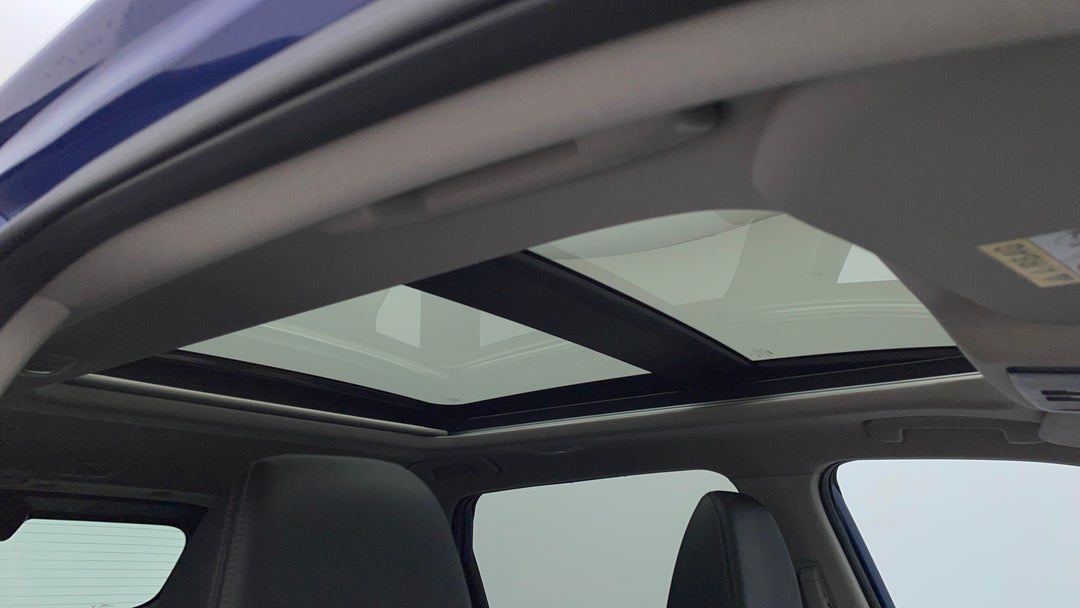 Interior Sunroof/Moonroof