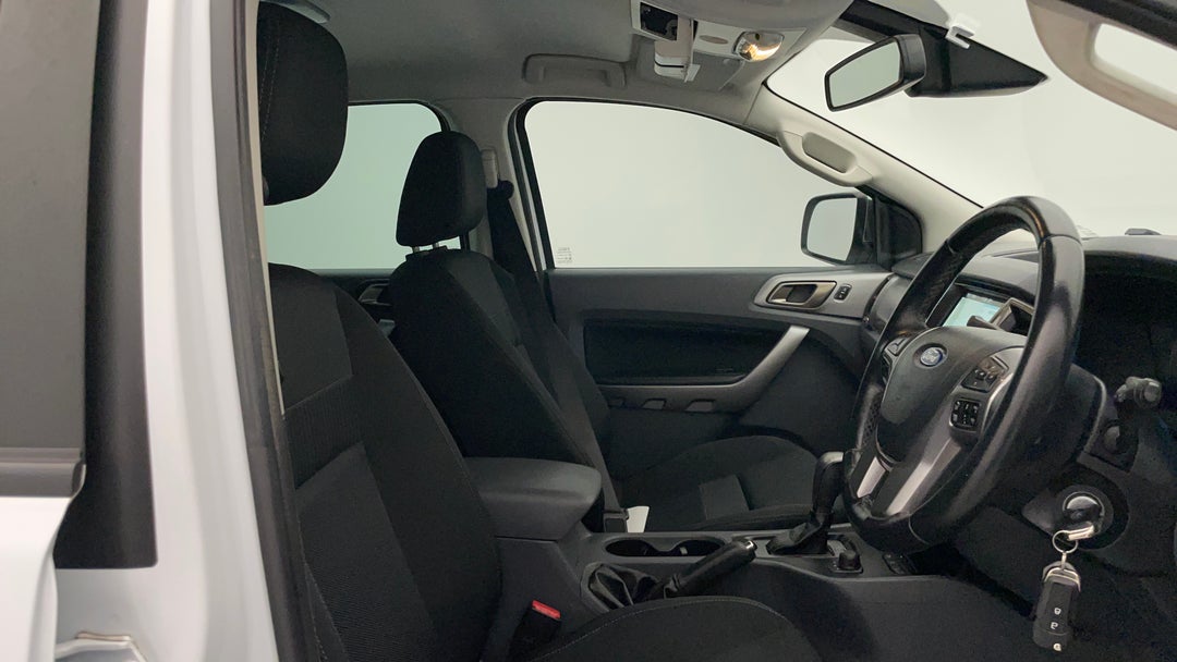2018 Ford Ranger Xlt 3.2 (4x4), Automatic, 142994 km, Right Side Front Door Cabin View
