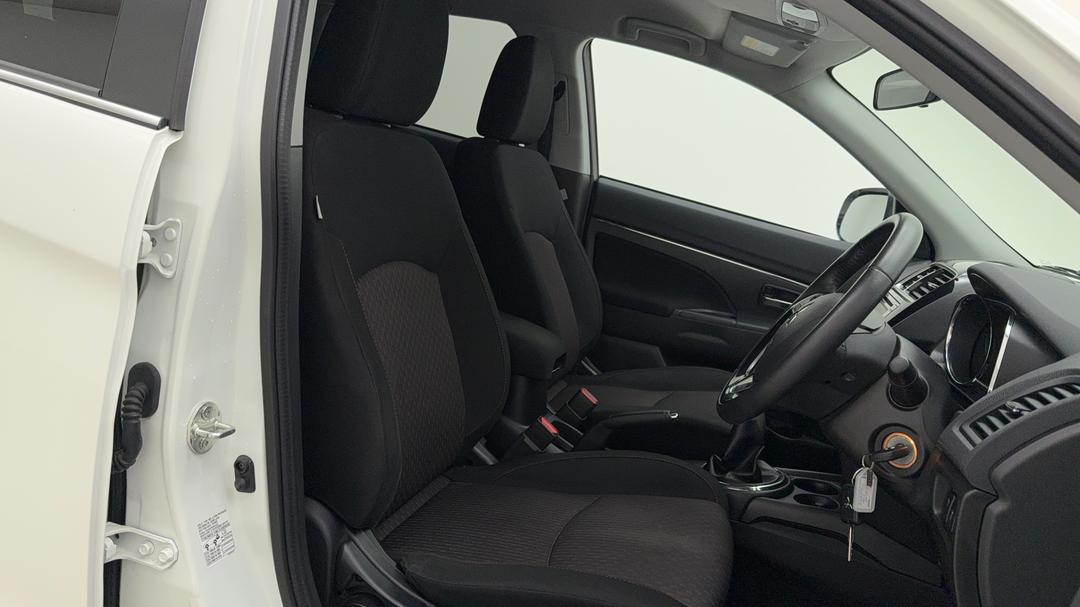 2016 Mitsubishi ASX Ls (2wd), Manual, 85161 km, Right Side Front Door Cabin View