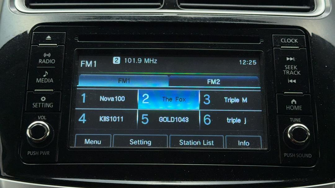 2016 Mitsubishi ASX Ls (2wd), Manual, 85161 km, Infotainment System