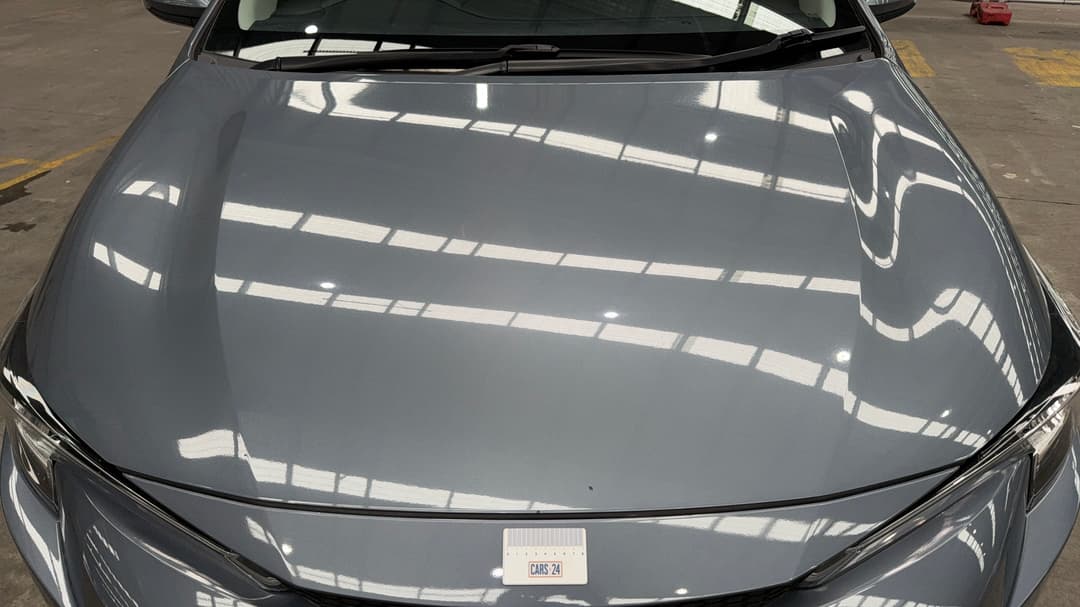 2022 Toyota Corolla Ascent Sport, Automatic, 84065 km, Bonnet Chip