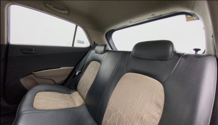 2014 Hyundai Grand i10 MAGNA 1.2 KAPPA VTVT, Petrol, Manual, 63,260 km, Right Side Rear Door Cabin