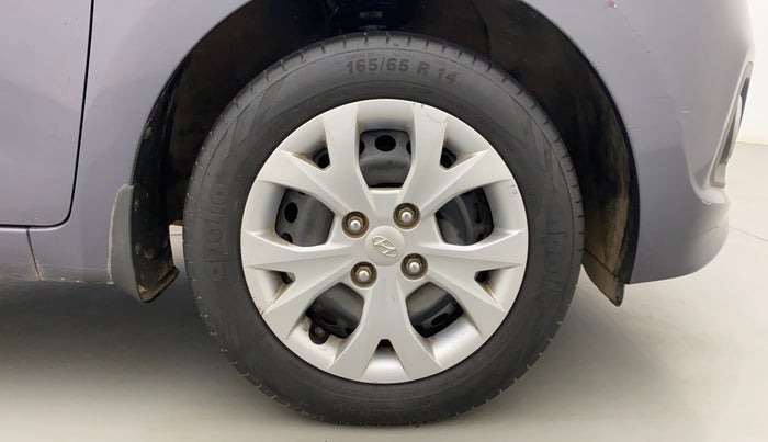 2014 Hyundai Grand i10 MAGNA 1.2 KAPPA VTVT, Petrol, Manual, 63,260 km, Right Front Wheel