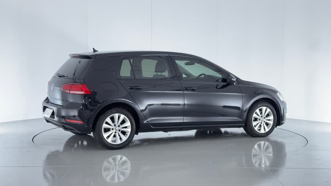 2018 Volkswagen Golf 110 Tsi Trendline, Automatic, 92444 km, Right Back Diagonal (45- Degree) View