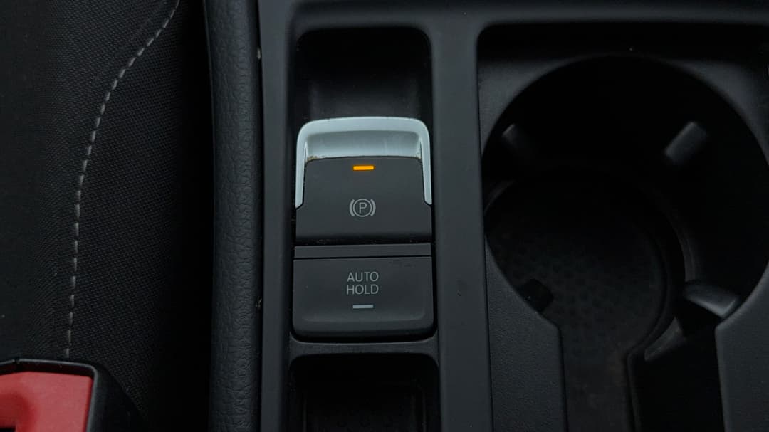 2018 Volkswagen Golf 110 Tsi Trendline, Automatic, 92444 km, Handbrake