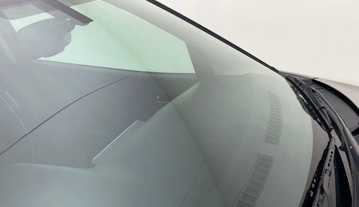 2020 Maruti Baleno ALPHA CVT PETROL 1.2, Petrol, Automatic, 24,639 km, Front windshield - Minor spot on windshield