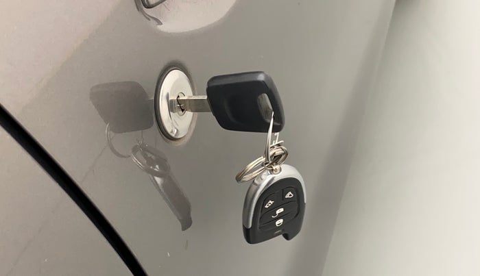 2018 Datsun Go Plus T, Petrol, Manual, 29,855 km, Lock system - Central lock not working