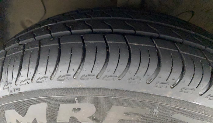 2018 Hyundai NEW SANTRO ASTA MT, Petrol, Manual, 78,499 km, Left Front Tyre Tread