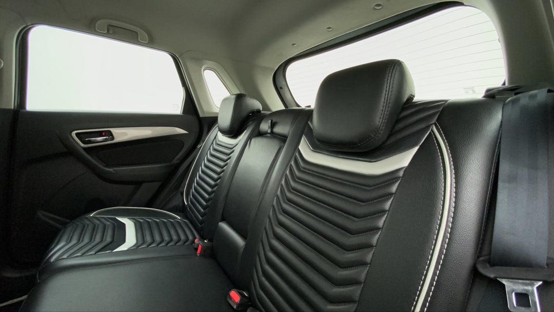 Right Side Rear Door Cabin