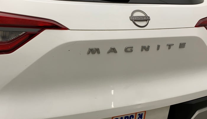 2022 Nissan MAGNITE XE, Petrol, Manual, 12,695 km, Dicky (Boot door) - Slightly dented