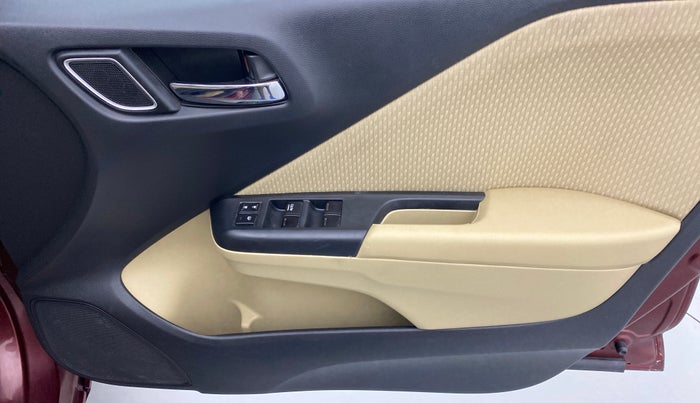 2017 Honda City V MT PETROL, Petrol, Manual, 42,360 km, Driver Side Door Panels Control