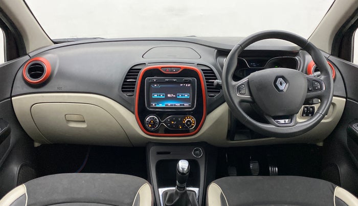 2018 Renault Captur RXT Diesel Dual Tone, Diesel, Manual, 38,532 km, Dashboard