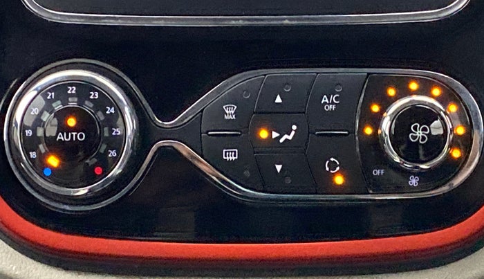 2018 Renault Captur RXT Diesel Dual Tone, Diesel, Manual, 38,532 km, Automatic Climate Control