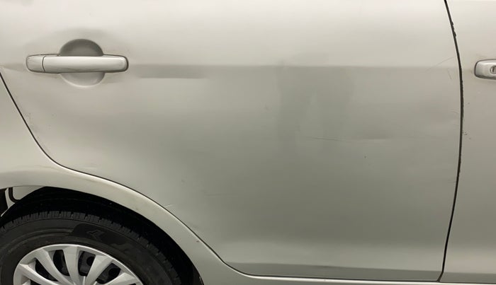 2014 Maruti Swift Dzire VXI, Petrol, Manual, 68,401 km, Right rear door - Paint has faded