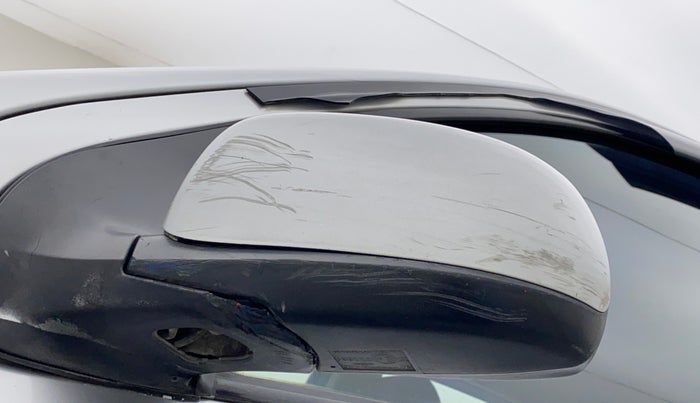 2011 Hyundai i20 MAGNA (O) 1.2, Petrol, Manual, 50 km, Left rear-view mirror - Cover has minor damage