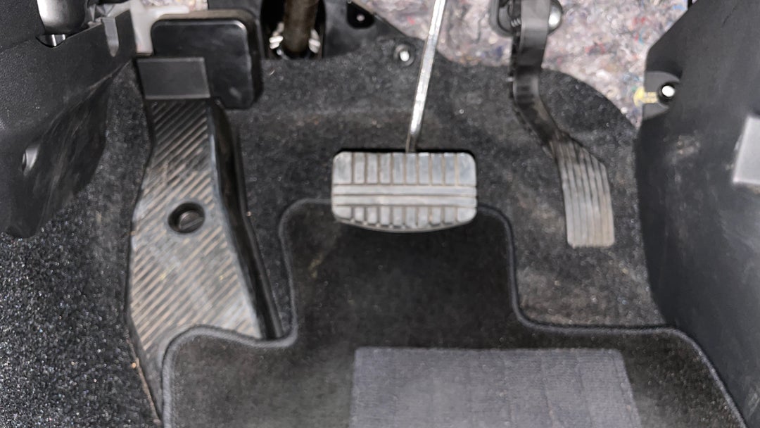 2024 Mitsubishi ASX Ls (2WD), Automatic, 31443 km, Pedals and Footmat