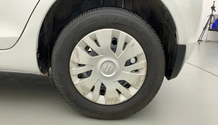 2014 Maruti Swift VXI, Petrol, Manual, 61,043 km, Left Rear Wheel