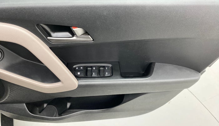 2017 Hyundai Creta 1.6 CRDI SX PLUS AUTO, Diesel, Automatic, 45,173 km, Driver Side Door Panels Control