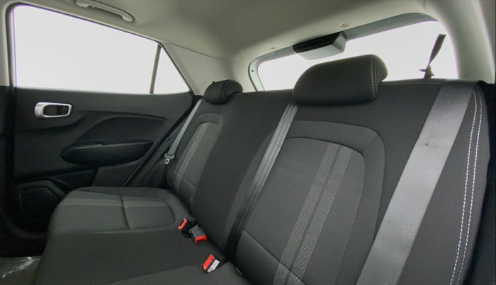 2021 Hyundai VENUE 1.0 TURBO GDI SX+ AT, Petrol, Automatic, Right Side Rear Door Cabin