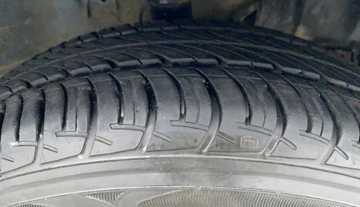 2019 Maruti New Wagon-R VXI 1.0, Petrol, Manual, 7,334 km, Right Front Tyre Tread