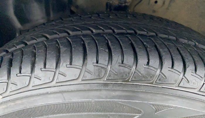 2019 Maruti New Wagon-R VXI 1.0, Petrol, Manual, 7,334 km, Left Front Tyre Tread