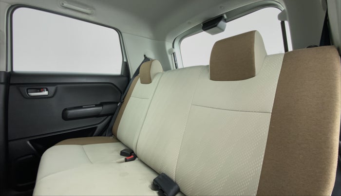 2021 Maruti New Wagon-R VXI 1.0, Petrol, Manual, 3,601 km, Right Side Rear Door Cabin
