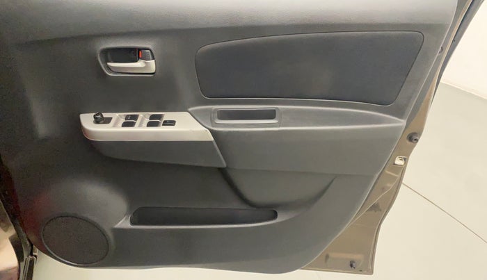 2012 Maruti Wagon R 1.0 VXI, Petrol, Manual, 92,651 km, Driver Side Door Panels Control