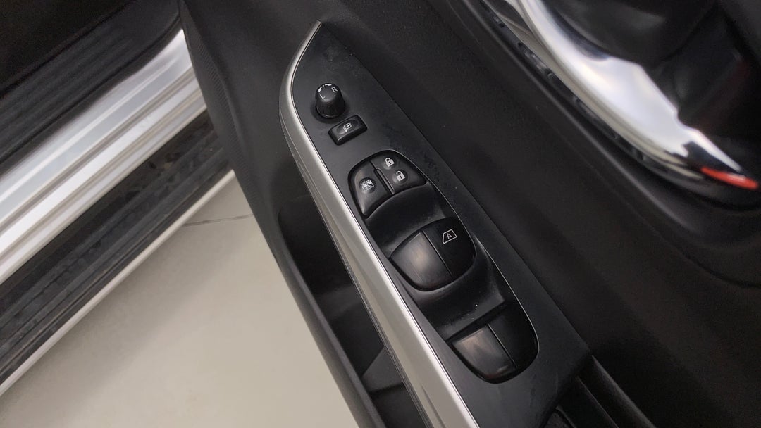 Drivers Side Door Panel Controls
