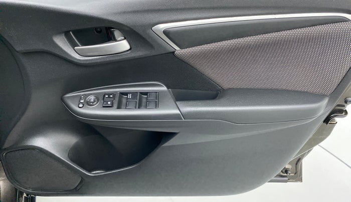 2018 Honda WR-V 1.5 i-DTEC VX MT, Diesel, Manual, 57,192 km, Driver Side Door Panels Control