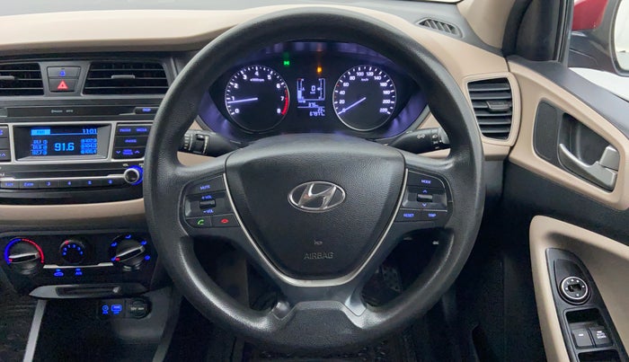 2016 Hyundai Elite i20 MAGNA 1.2, Petrol, Manual, 67,589 km, Steering Wheel Close Up