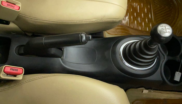 2014 Honda Amaze 1.2L I-VTEC S, Petrol, Manual, 57,634 km, Gear Lever