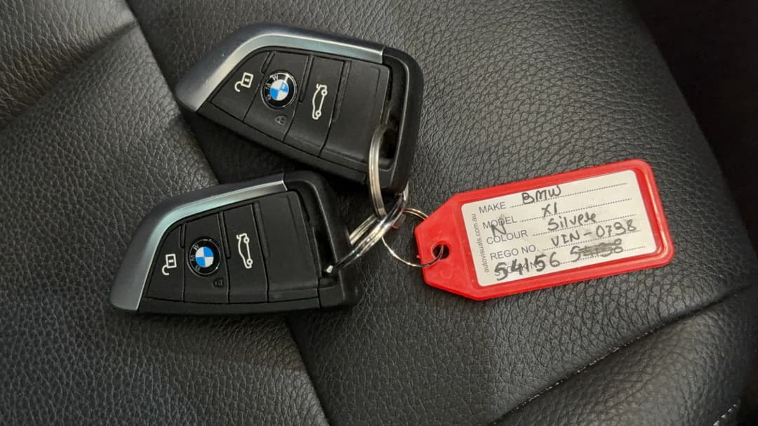 2021 BMW X1 xDrive 25i, Automatic, 27012 km, Key Close-up