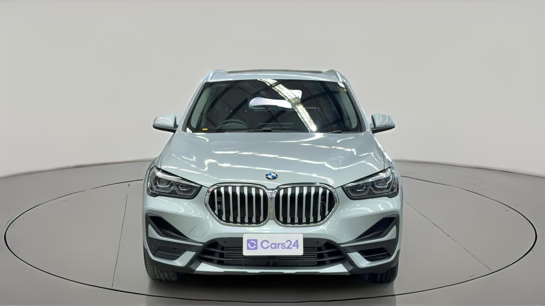 2021 BMW X1 xDrive 25i, Automatic, 27012 km, Front View