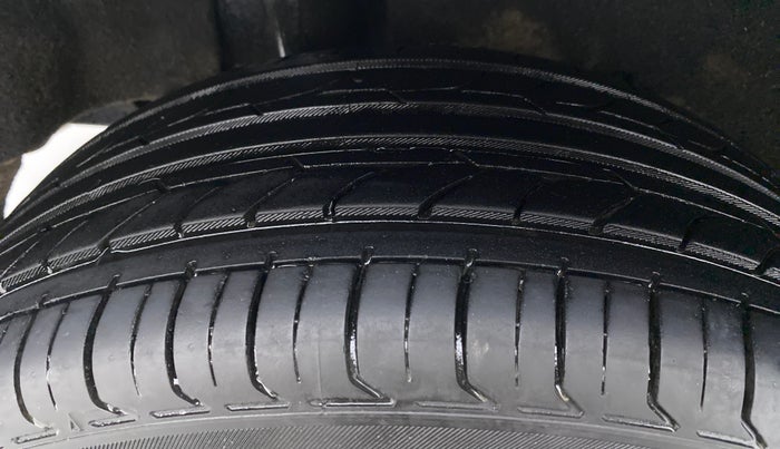 2018 Maruti Baleno ALPHA CVT PETROL 1.2, Petrol, Automatic, 92,712 km, Right Rear Tyre Tread