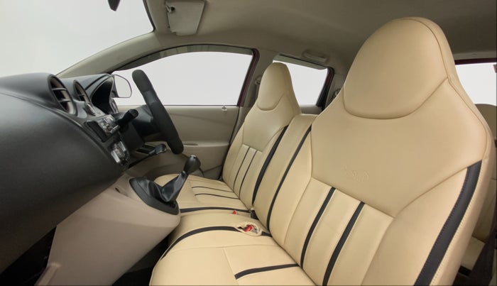 2017 Datsun Go T, Petrol, Manual, 46,059 km, Right Side Front Door Cabin