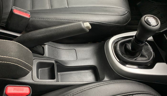 2018 Honda WR-V 1.5 i-DTEC VX MT, Diesel, Manual, 92,994 km, Gear Lever