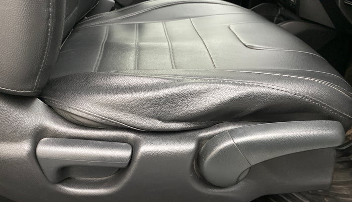 2018 Honda WR-V 1.5 i-DTEC VX MT, Diesel, Manual, 92,994 km, Driver Side Adjustment Panel
