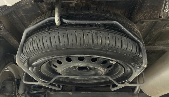 2019 Maruti XL6 ALPHA SHVS  MT, Petrol, Manual, 7,435 km, Spare Tyre