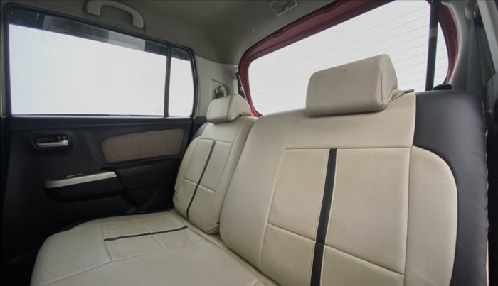 2014 Maruti Wagon R 1.0 VXI, Petrol, Manual, 33,342 km, Right Side Rear Door Cabin