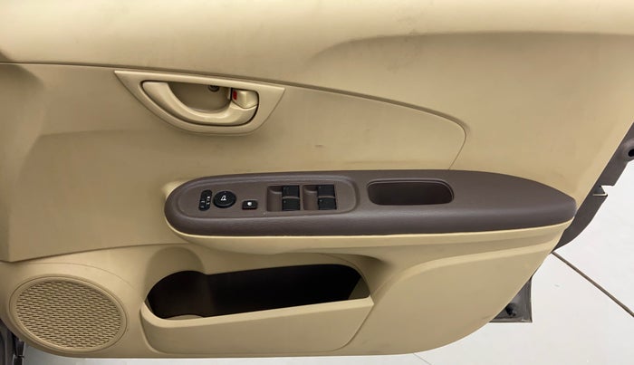2013 Honda Brio 1.2 S MT I VTEC, Petrol, Manual, 33,133 km, Driver Side Door Panels Controls