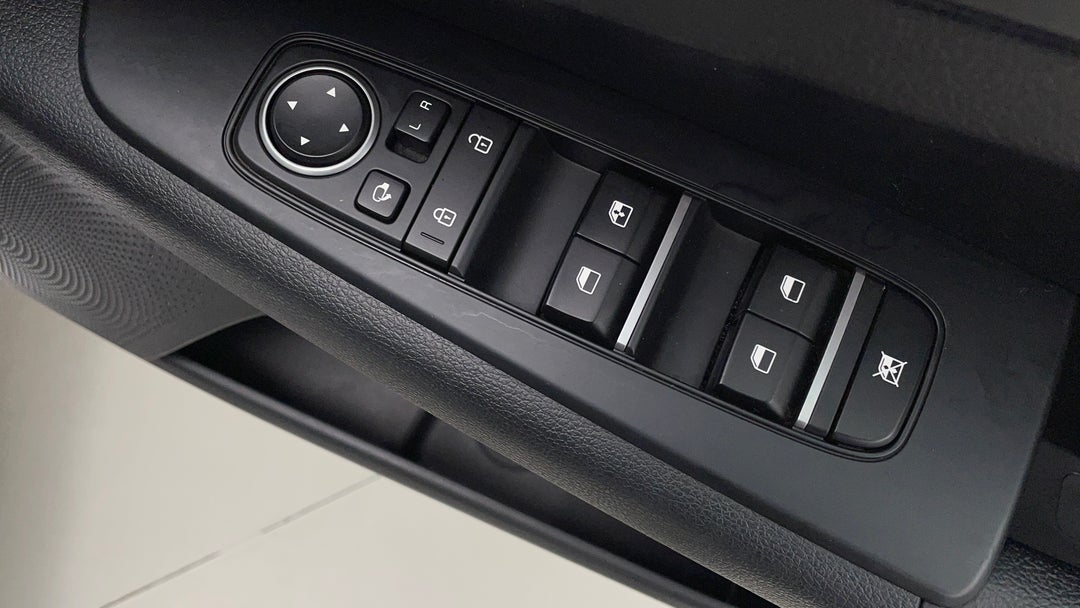 Drivers Side Door Panel Controls