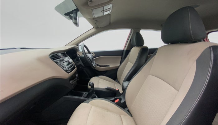 2016 Hyundai Elite i20 Sportz 1.2 VTVT MT, Petrol, Manual, 32,466 km, Right Side Front Door Cabin
