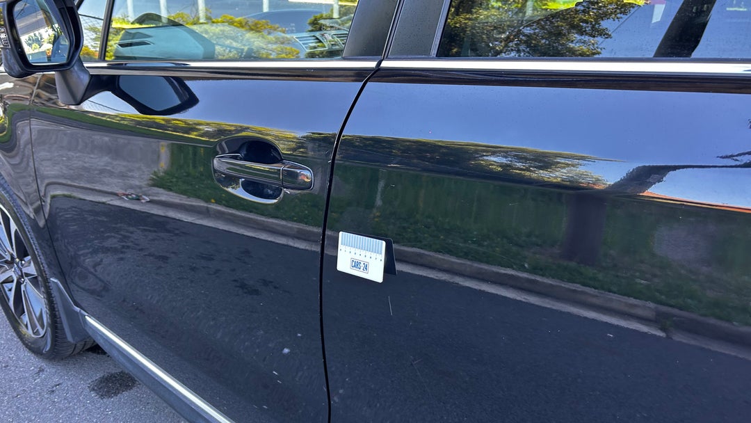 Doors Rear LHS Scratch