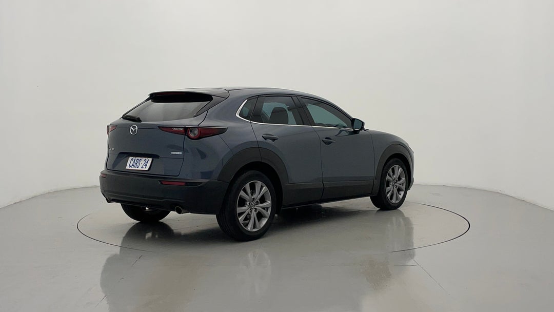 Right Back Diagonal (45- Degree) View