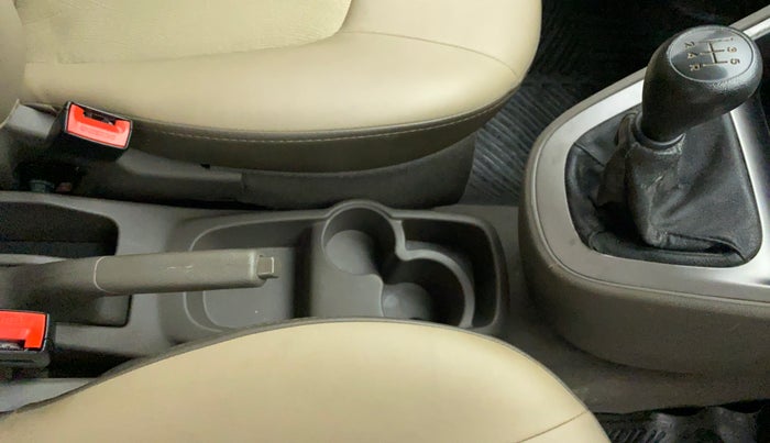 2014 Hyundai i10 MAGNA 1.1 IRDE2, Petrol, Manual, 32,753 km, Gear Lever