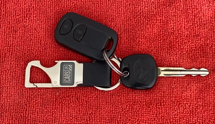 2012 Toyota Etios GD, Diesel, Manual, 93,534 km, Lock system - Dork lock functional only from remote key