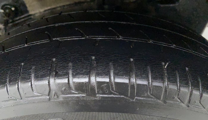 2012 Toyota Etios GD, Diesel, Manual, 93,534 km, Left Front Tyre Tread