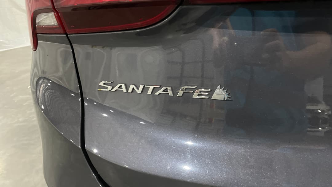 2023 Hyundai Santa Fe Mpi (2WD), Automatic, 49279 km, Badge (Boot Left Side)